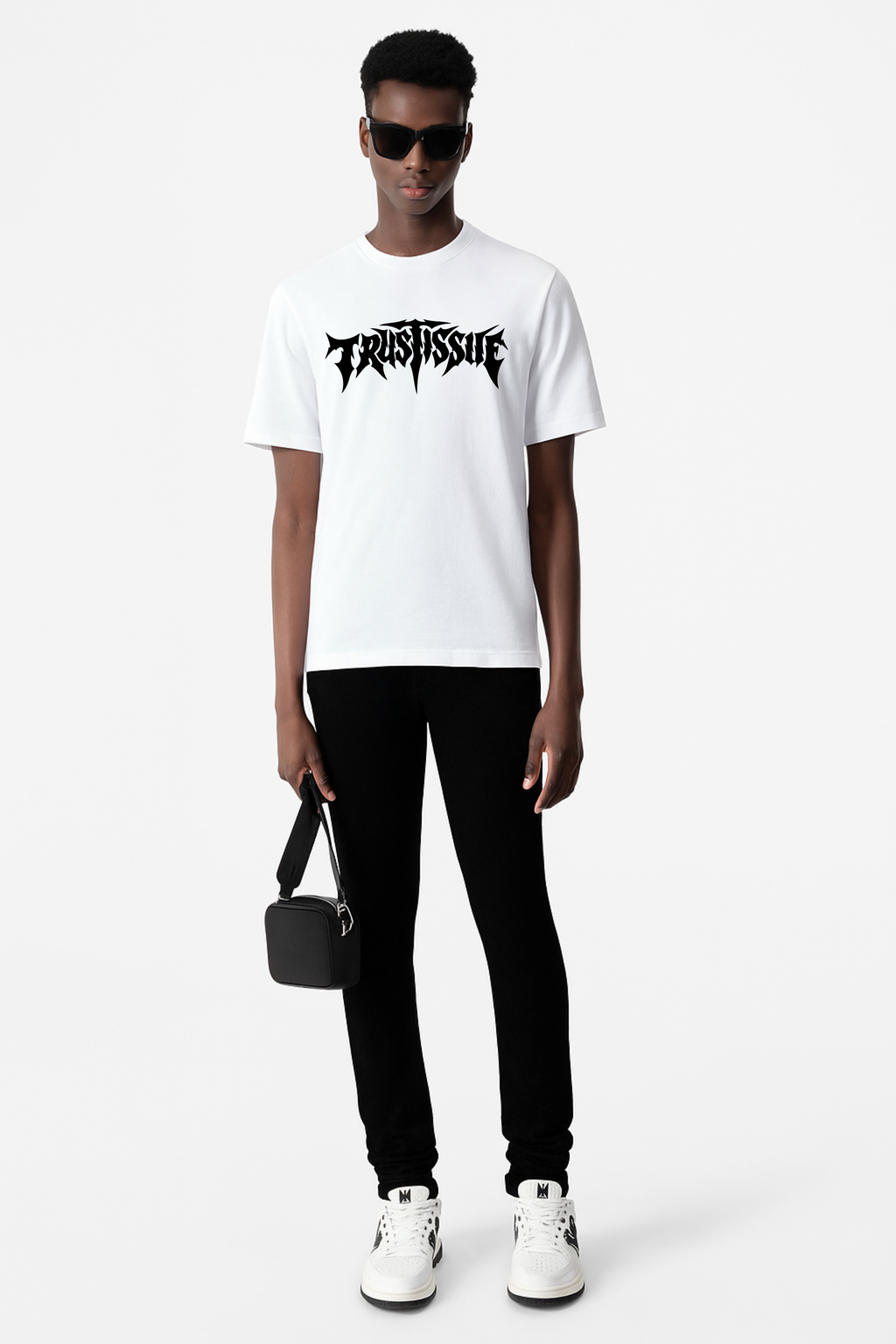 DRAQSTA - Trust Issue Bold Graphic T-Shirt DRAQSTA