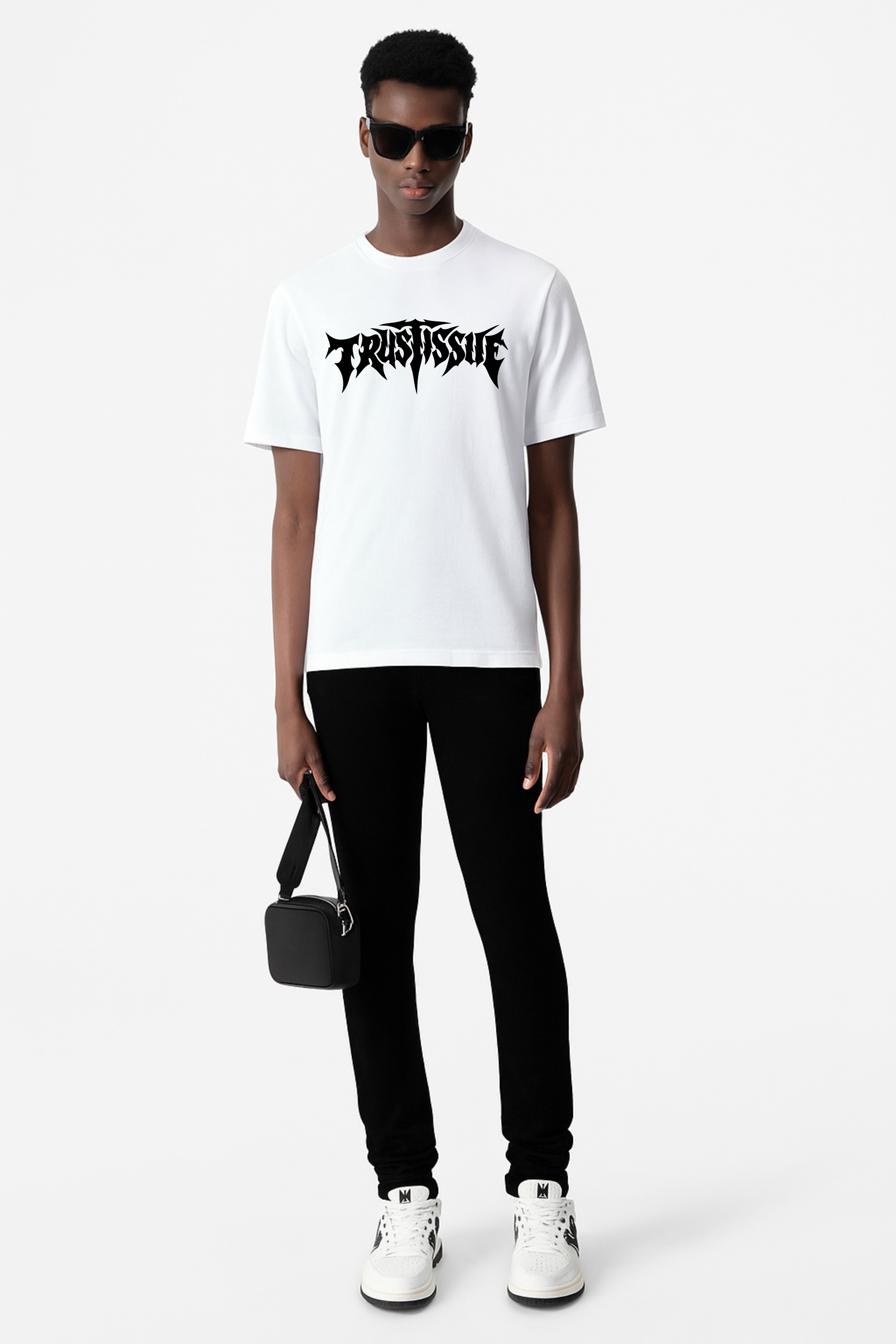 DRAQSTA - Trust Issue Bold Graphic T-Shirt DRAQSTA